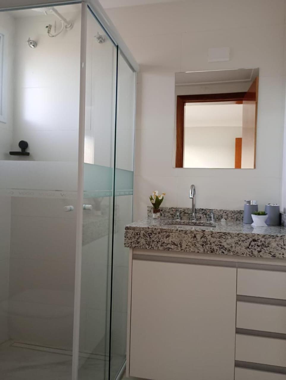 Apartment Duas Em Luxuoso C/ Area Gourmet. Pocos de Caldas