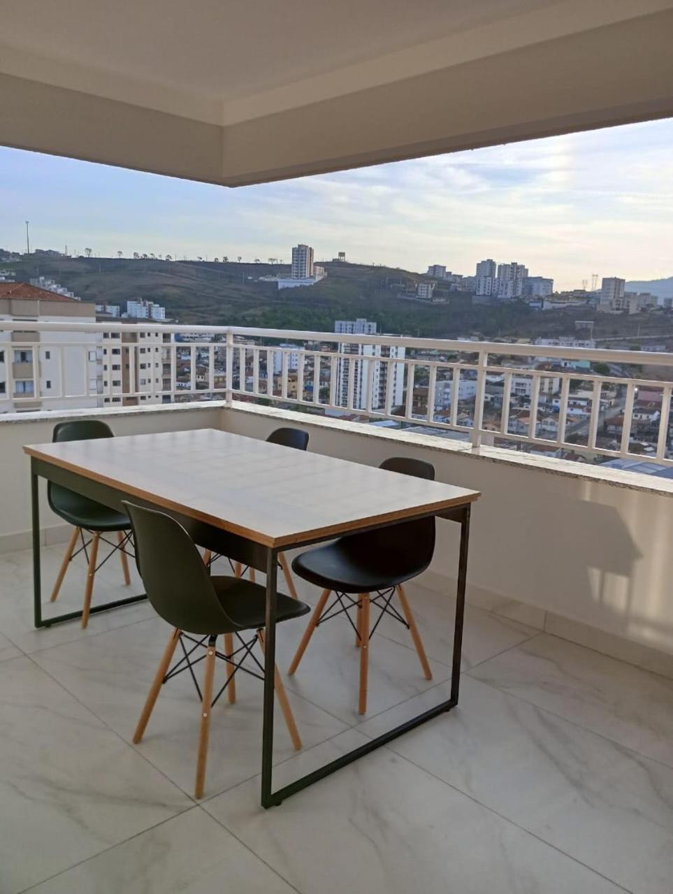 Duas Em Luxuoso C/ Area Gourmet. Apartment